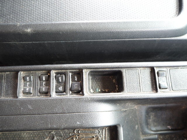 日野レンジャークレーン3段中型（4t）[写真32]