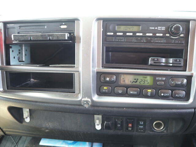 日野レンジャークレーン3段中型（4t）[写真34]