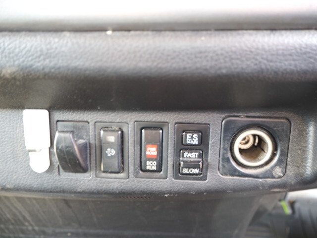 日野レンジャークレーン3段中型（4t）[写真36]