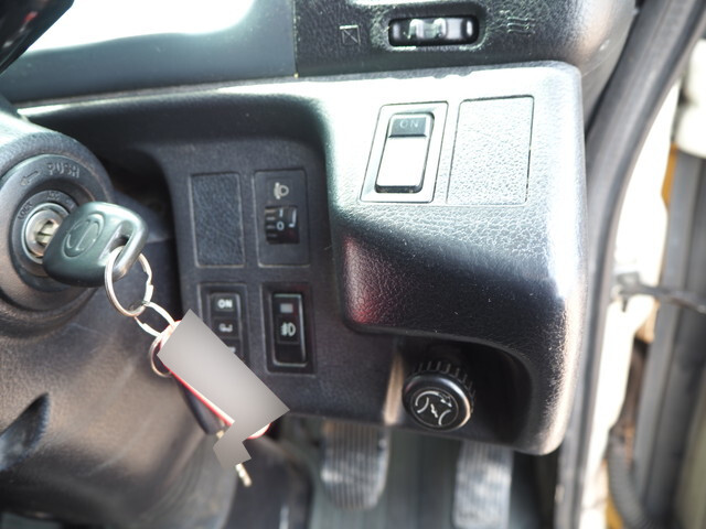 日野レンジャークレーン3段中型（4t）[写真38]