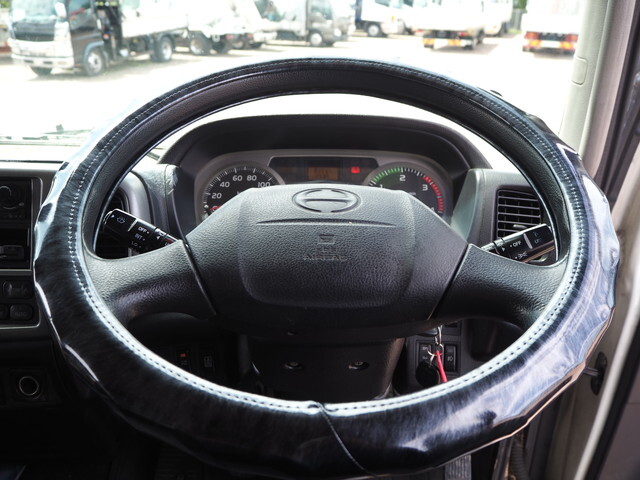 日野レンジャークレーン3段中型（4t）[写真40]