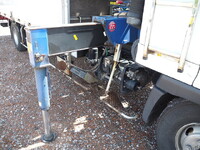 日野レンジャークレーン3段中型（4t）[写真09]