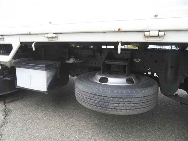 いすゞエルフ平ボディ小型（2t・3t）[写真19]