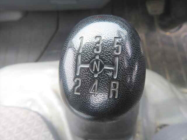 いすゞエルフ平ボディ小型（2t・3t）[写真29]