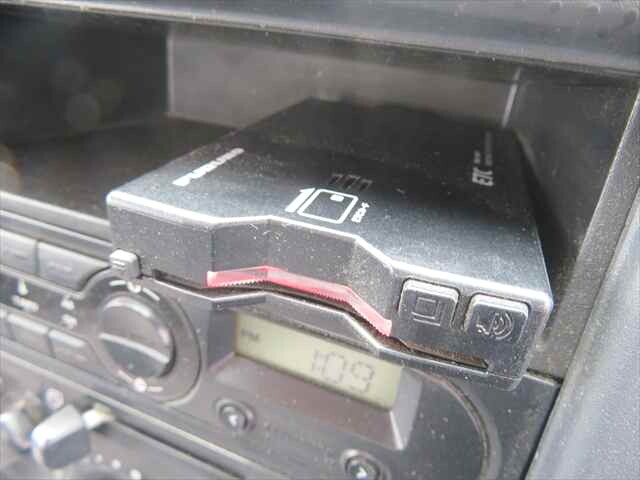 いすゞエルフ平ボディ小型（2t・3t）[写真31]