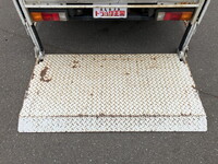 三菱ふそうキャンター平ボディ小型（2t・3t）[写真14]