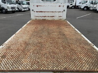 三菱ふそうキャンター平ボディ小型（2t・3t）[写真16]