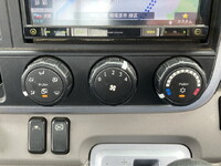 三菱ふそうキャンター平ボディ小型（2t・3t）[写真39]