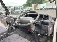 日産アトラスクレーン4段小型（2t・3t）[写真33]