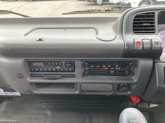 日産アトラスクレーン4段小型（2t・3t）[写真34]