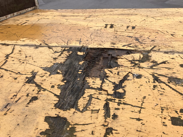 日産アトラスクレーン4段小型（2t・3t）[写真38]