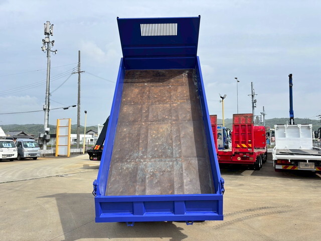 三菱ふそうキャンターダンプ小型（2t・3t）[写真12]