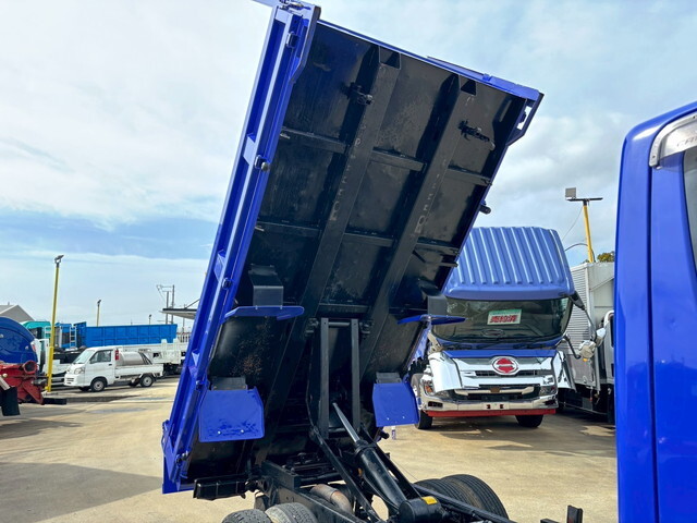三菱ふそうキャンターダンプ小型（2t・3t）[写真13]