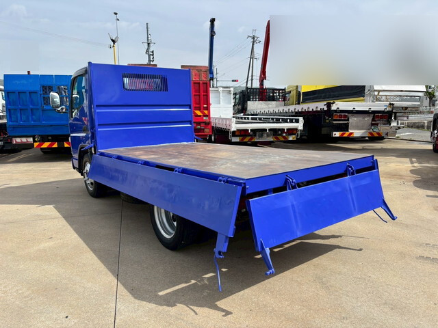 三菱ふそうキャンターダンプ小型（2t・3t）[写真14]