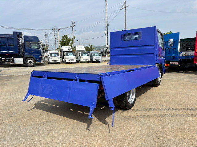 三菱ふそうキャンターダンプ小型（2t・3t）[写真15]