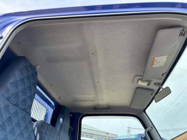 三菱ふそうキャンターダンプ小型（2t・3t）[写真28]