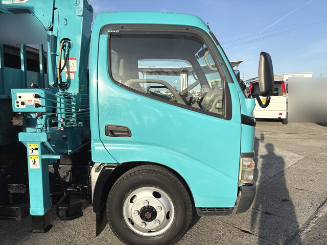 日野デュトロクレーン4段小型（2t・3t）[写真09]