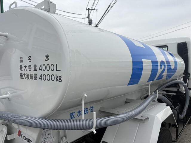 三菱ふそうキャンター散水車小型（2t・3t）[写真24]