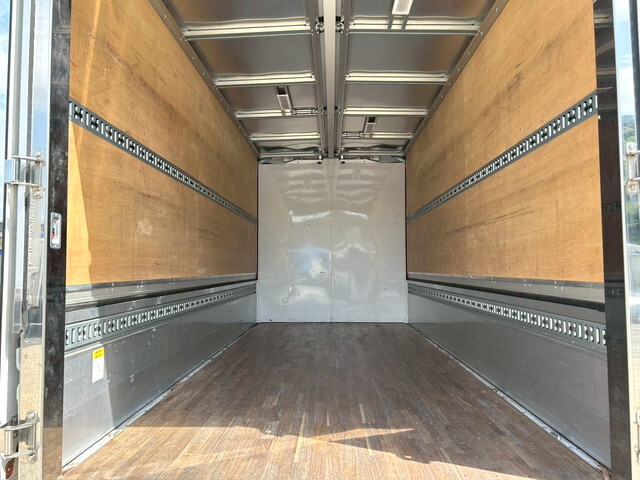 三菱ふそうキャンターアルミウイング小型（2t・3t）[写真14]