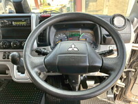 三菱ふそうキャンターアルミウイング小型（2t・3t）[写真25]