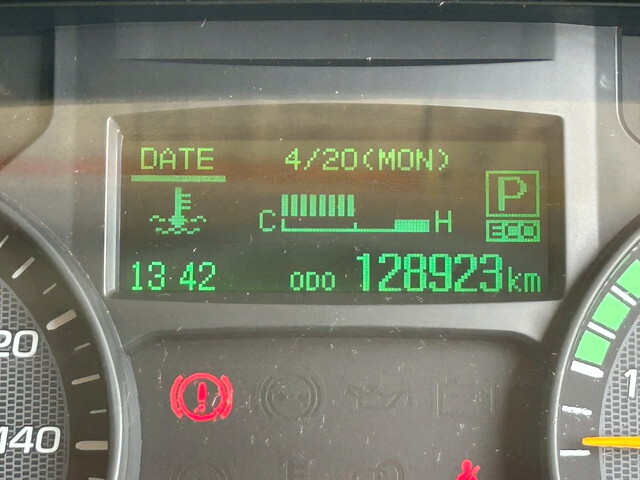 三菱ふそうキャンターアルミウイング小型（2t・3t）[写真25]