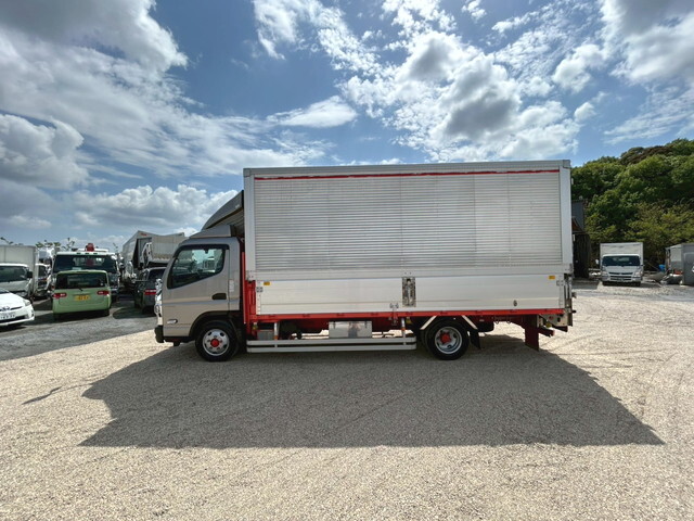 三菱ふそうキャンターアルミウイング小型（2t・3t）[写真08]