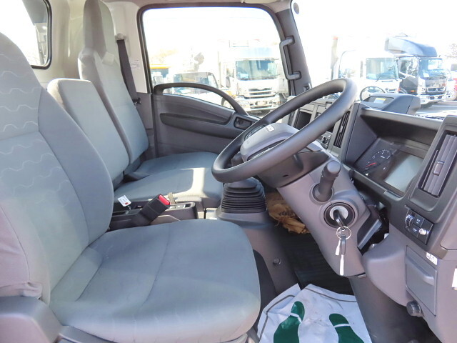 いすゞエルフセーフティローダー小型（2t・3t）[写真17]