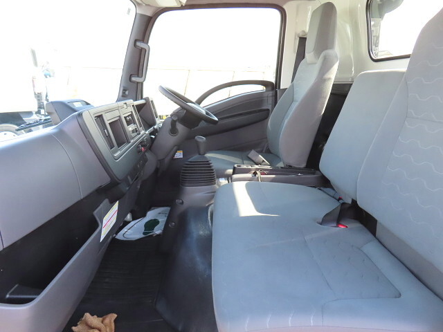 いすゞエルフセーフティローダー小型（2t・3t）[写真18]