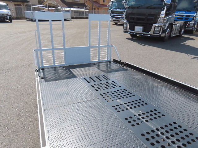 いすゞエルフセーフティローダー小型（2t・3t）[写真22]