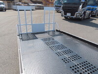 いすゞエルフセーフティローダー小型（2t・3t）[写真23]