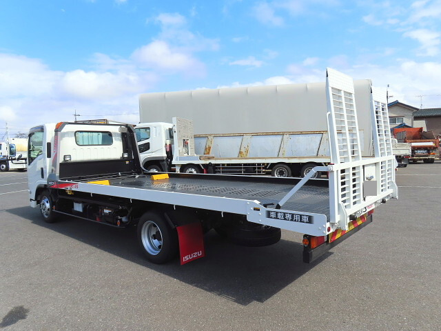 いすゞエルフセーフティローダー小型（2t・3t）[写真04]