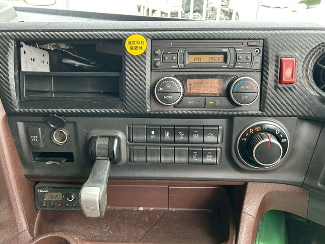 日野プロフィアアルミウイング大型（10t）[写真17]