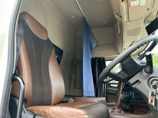 日野プロフィアアルミウイング大型（10t）[写真23]