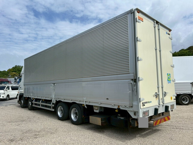 日野プロフィアアルミウイング大型（10t）[写真03]