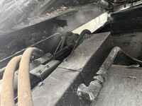 いすゞエルフパッカー車（塵芥車）小型（2t・3t）[写真13]