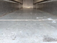 UDトラックスクオンアルミウイング大型（10t）[写真11]