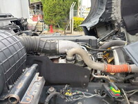 UDトラックスクオンアルミウイング大型（10t）[写真28]