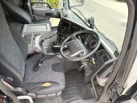 UDトラックスクオンアルミウイング大型（10t）[写真34]