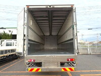 UDトラックスクオンアルミウイング大型（10t）[写真10]