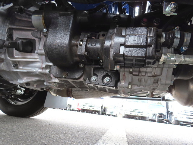 トヨタトヨエースクレーン4段小型（2t・3t）[写真08]