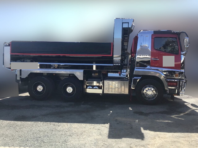 三菱ふそうスーパーグレートダンプ大型（10t）[写真02]