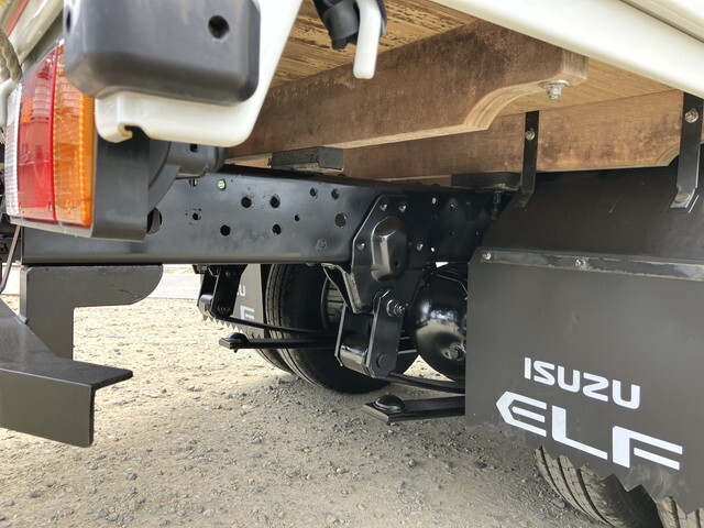 いすゞエルフ幌車小型（2t・3t）[写真15]