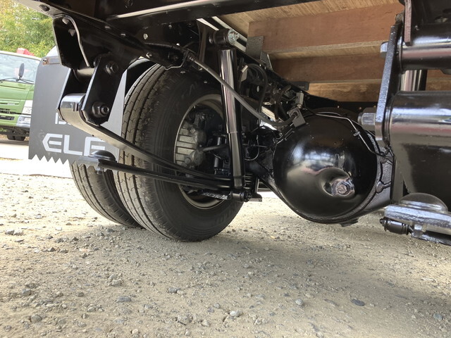 いすゞエルフ幌車小型（2t・3t）[写真16]