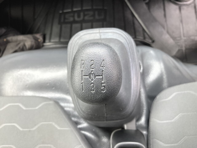 いすゞエルフ幌車小型（2t・3t）[写真23]