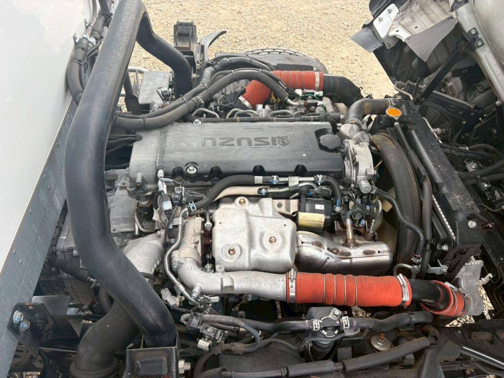 いすゞエルフ冷凍車（冷蔵車）小型（2t・3t）[写真16]