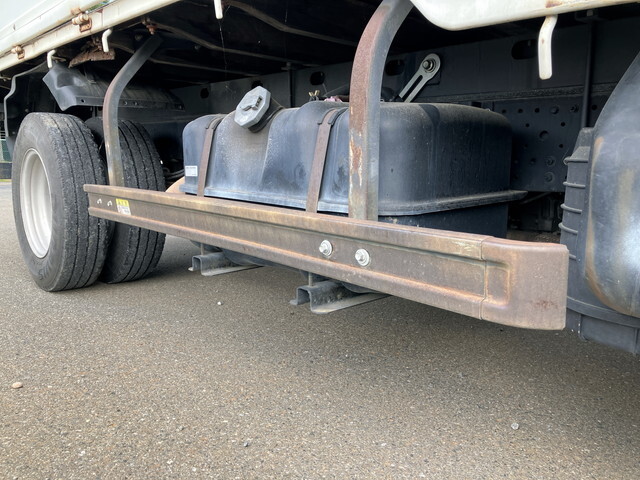 いすゞエルフ平ボディ小型（2t・3t）[写真23]