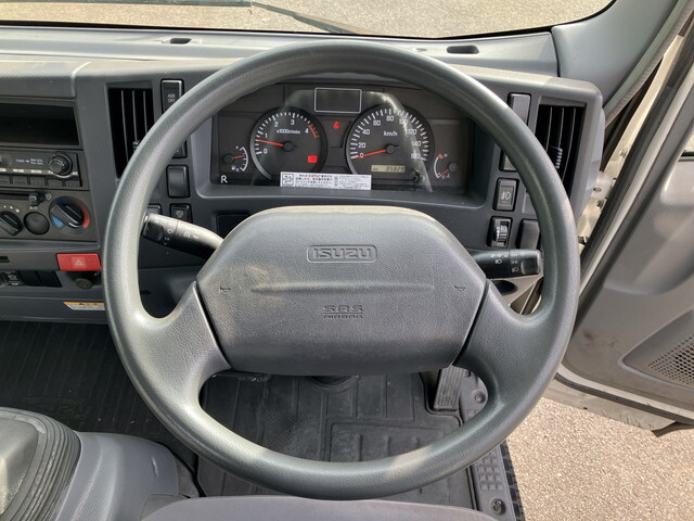 いすゞエルフ平ボディ小型（2t・3t）[写真36]