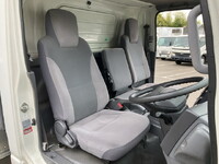 いすゞエルフアルミバン小型（2t・3t）[写真33]