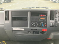 いすゞエルフアルミバン小型（2t・3t）[写真37]