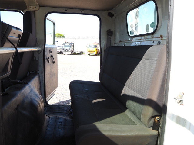 日産アトラスダブルキャブ（Wキャブ）小型（2t・3t）[写真22]